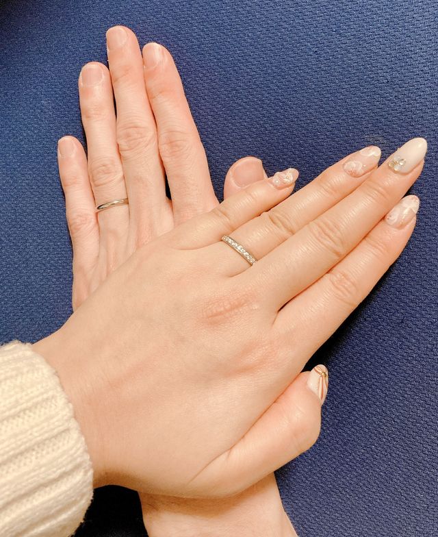 結婚式の後お家で撮った写真です。