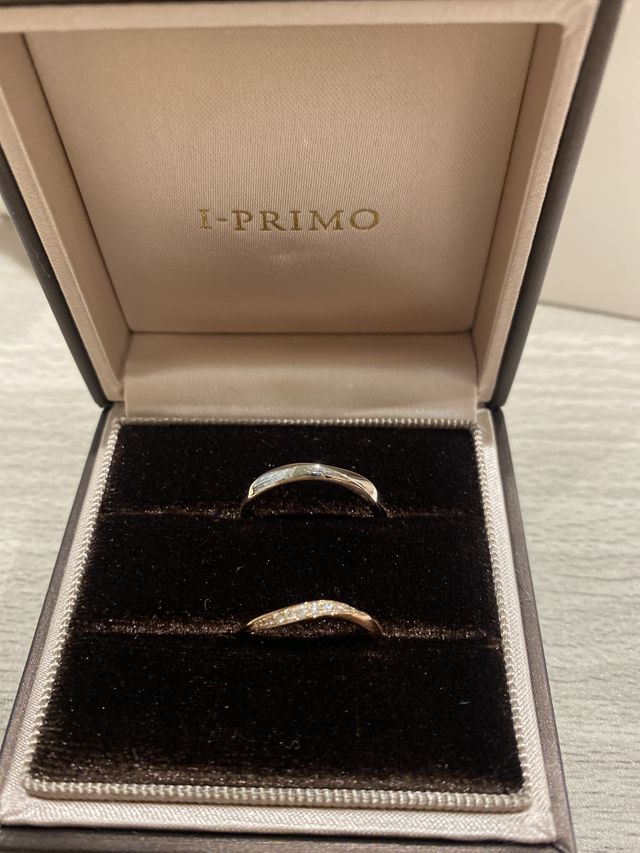 アルチュステの結婚指輪です