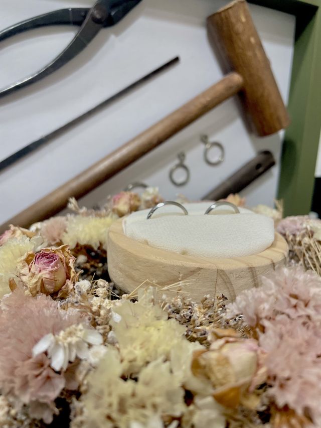 手作りで作成しました