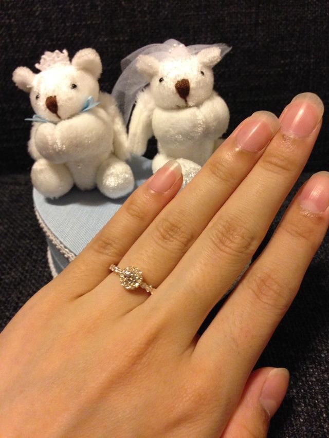 ブライダルフェアでジュエリーボックスもついてました。