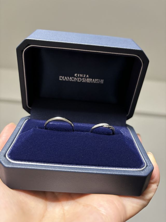 夫婦でお互いに購入・プレゼントした結婚指輪です