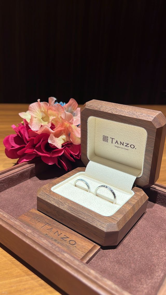 結婚指輪として購入！！3時間ぐらい考えて決めました！！