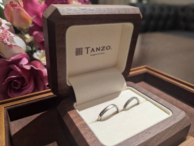 ペアリング。ウォールナットの箱がおしゃれでした。