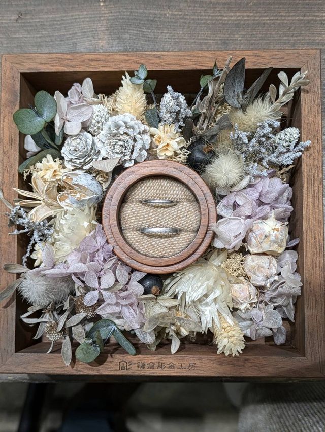 Pt900マット
2.0mm幅・平打
1.5mm幅・甲丸