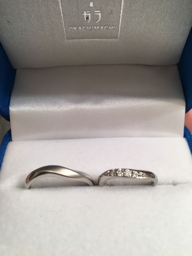 ガラOKACHIMACHIで購入した結婚指輪です。