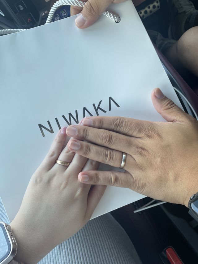 写真ではわかりにくですが、杢目模様になってます