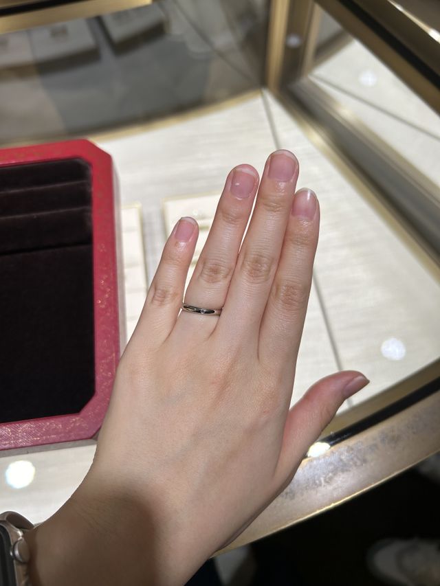 結婚指輪試着時