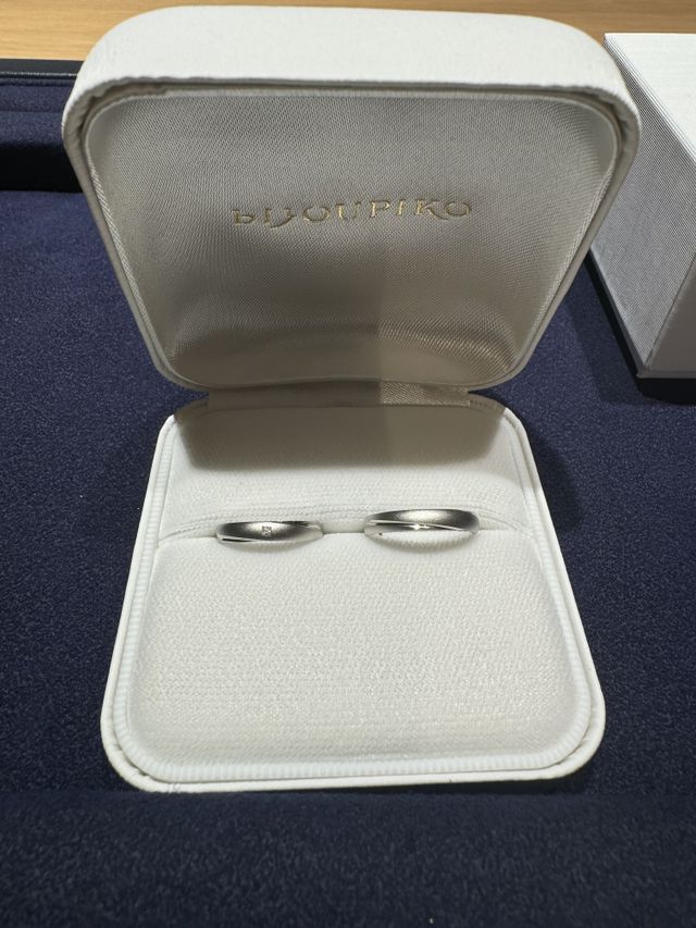 シンプルなデザインで、普段使いにぴったりです。