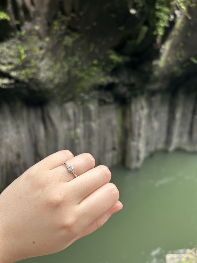 自分の指に合う形を診断してもらって選びました。