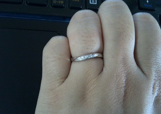 ウエーブのデザインです。