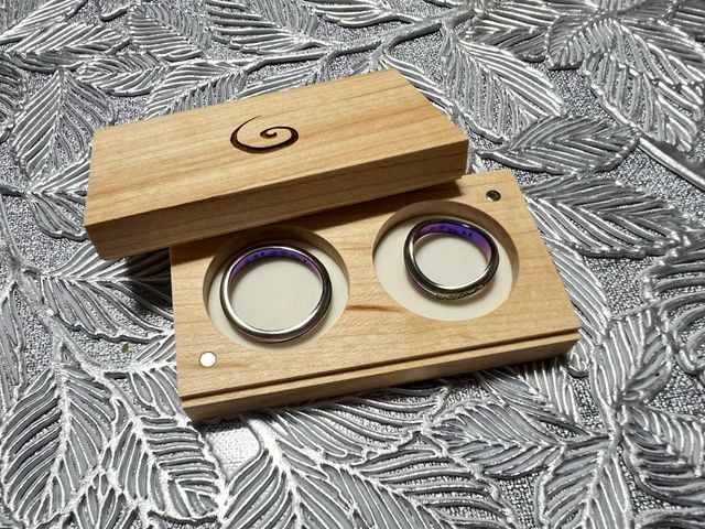 SORA表参道店でフルオーダーした
結婚指輪です。