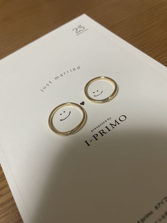 指輪を撮る用の台紙をいただきました。可愛くてお気に入りです。