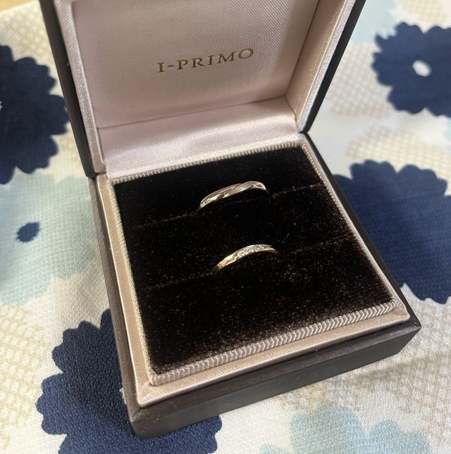 ピントクゴールドとブラウンゴールドの結婚指輪