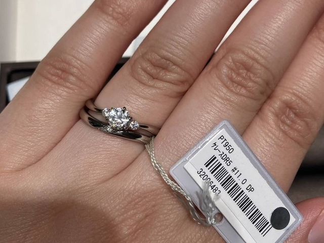 婚約指輪と重ね付け☆