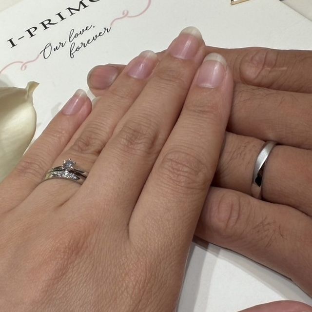 指輪と指輪の隙間ができないので
このペアにしました！