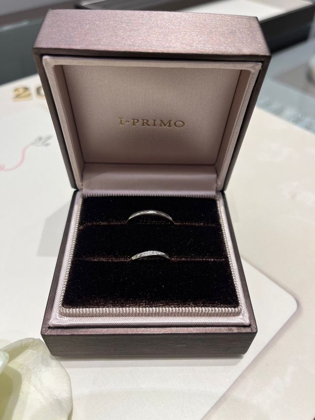 着け心地が良く年代関係なく付けられるデザインです。