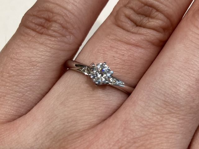 サイドの小粒ダイヤ達が可愛い⭐︎