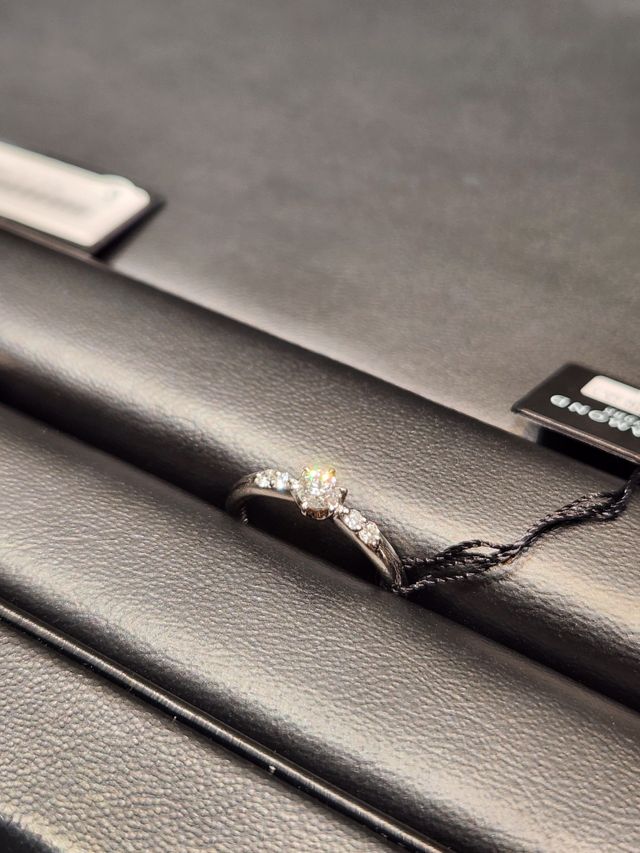 指輪のみの写真