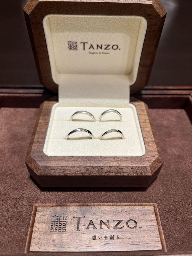 待ちに待った受け取りです！指輪はもちろん箱まで素敵で感動