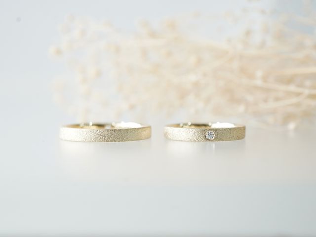 手作りベースでアレンジしてもらった結婚指輪
