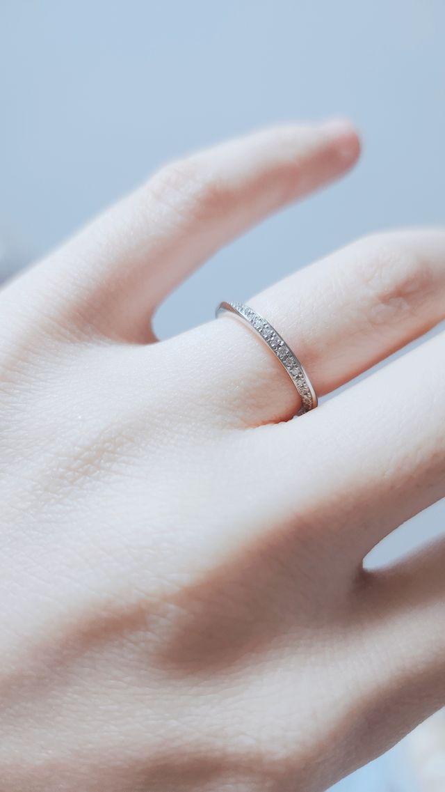 彼が選んでくれた婚約指輪を本日取りに行きました。