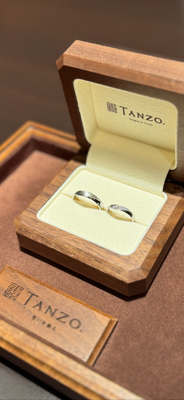 ふたりでこだわってデザインした結婚指輪