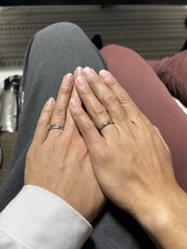 指輪を着用している写真
