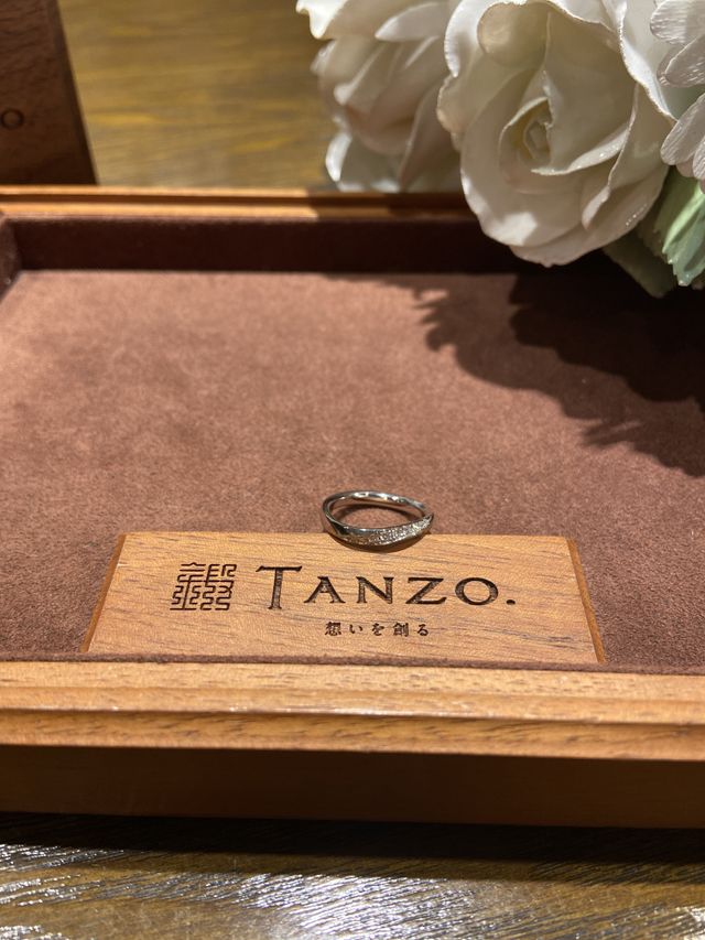 デザイン、ロゴをオリジナルで作成した結婚指輪