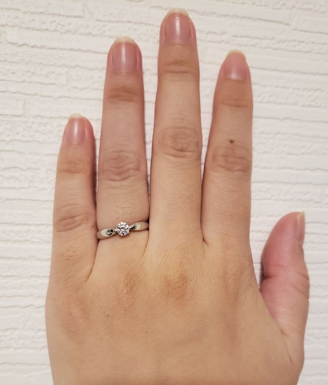 外出時にいつも着けています。