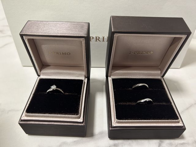 プラウ・ノクターナル
婚約指輪、結婚指輪