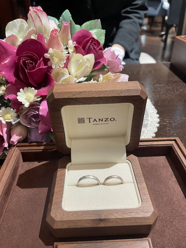 アイスマット加工の素敵な指輪