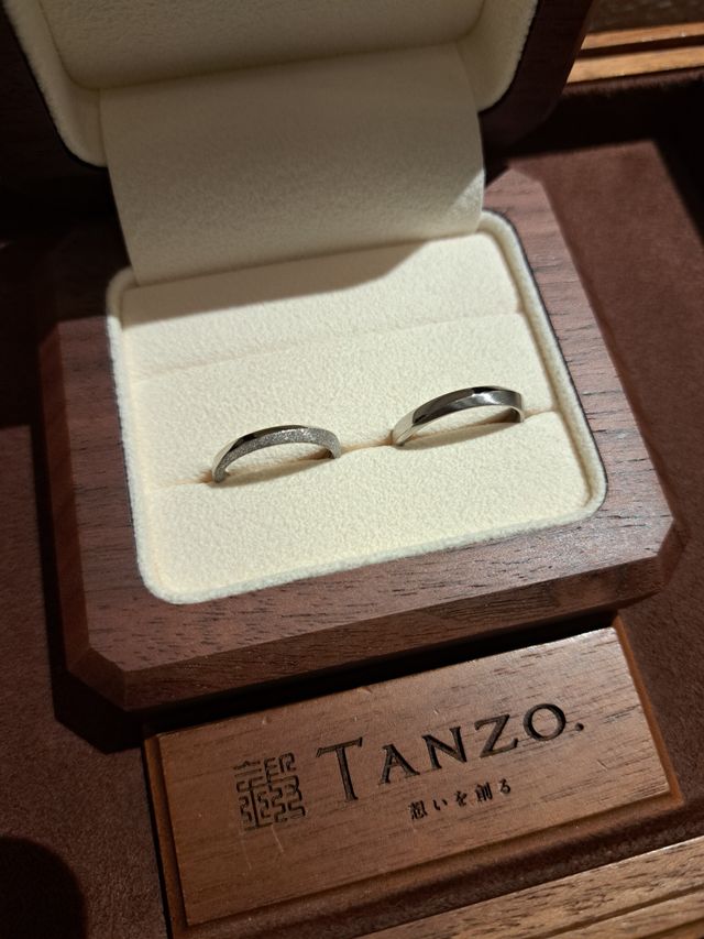 お揃い感を出しつつ少しデザインを変えてます。
