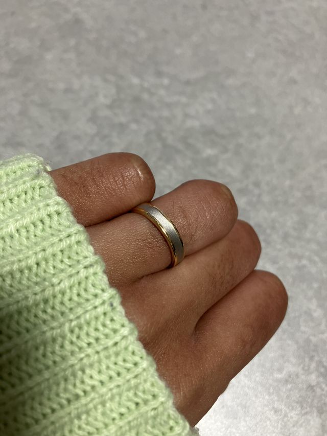 シンプルで着け心地が良い