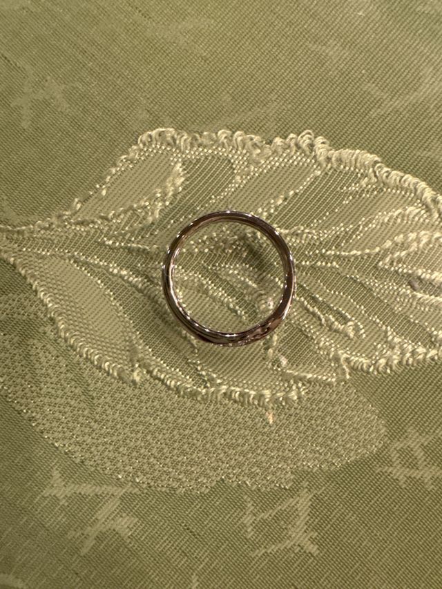 お気に入りのテーブルクロスの上に置いてみました！