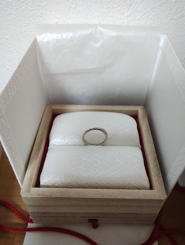 TOMOEの巴という指輪の写真