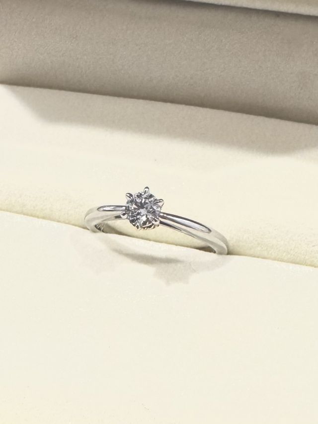 上から見た時はシンプルになるようデザインしていただきました