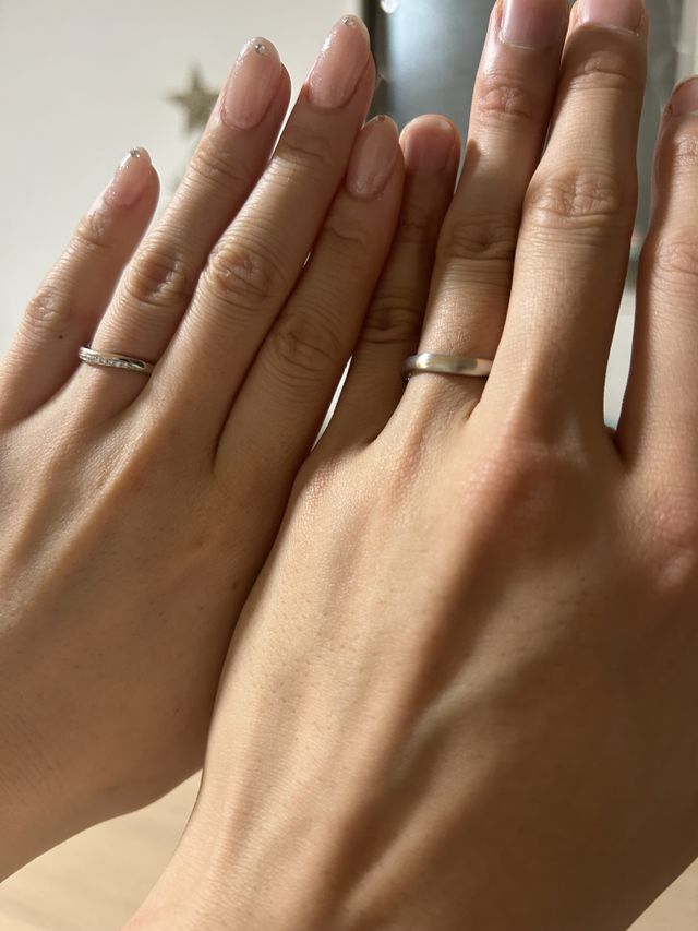 指輪を着用している写真