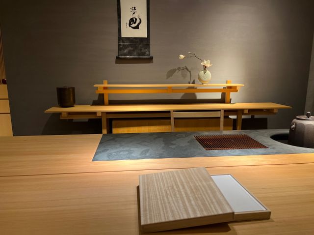 この空間で商品を選び、試着しました。