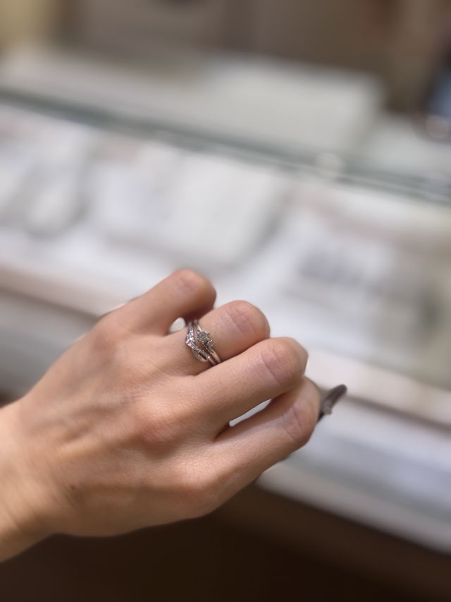 完全にデザインに一目惚れ。
