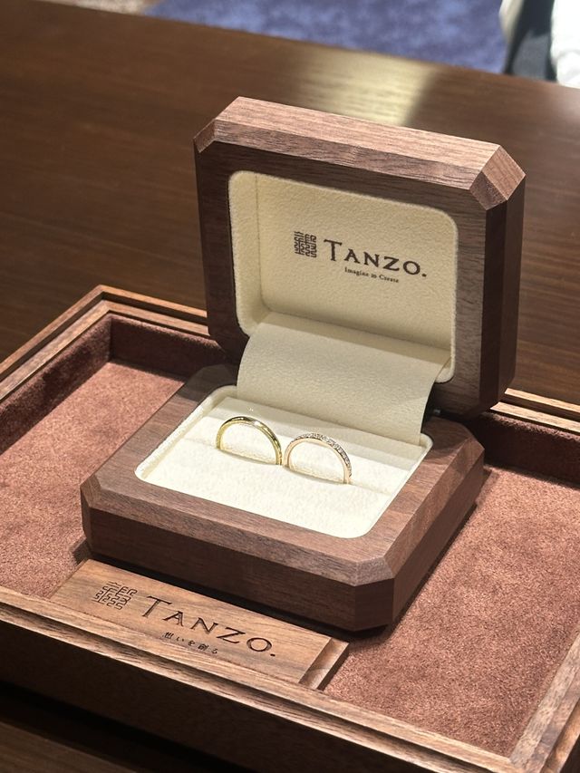 それぞれの好みを取り入れた指輪です。