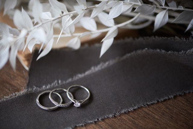 婚約指輪です