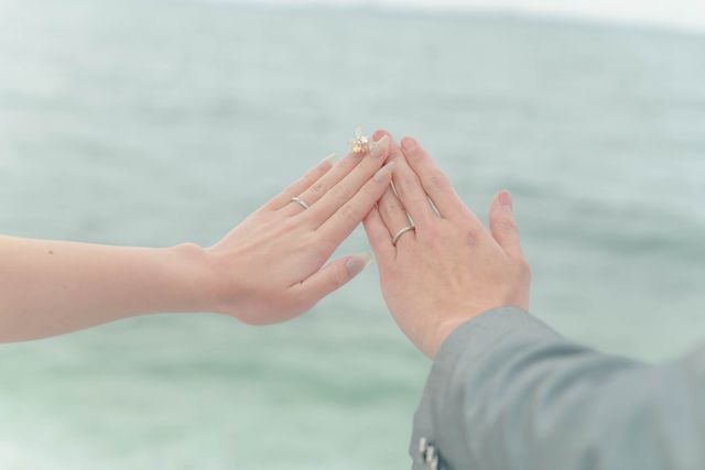 前撮りでも素敵な指輪と一緒に撮影してもらいました！