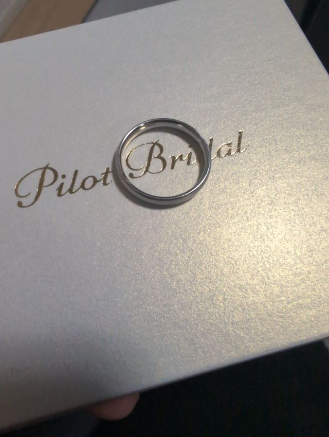 指輪だけの写真