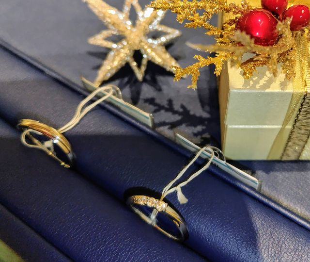 ヴィーナスフェザーという名に相応しい輝きとデザイン