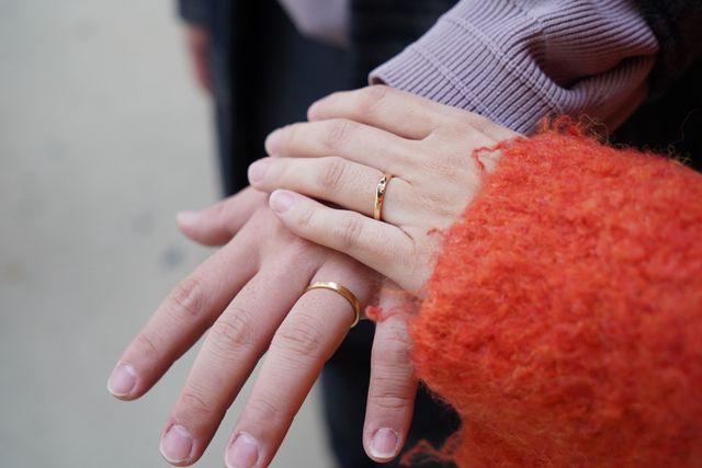 2人で撮った初めての指輪の写真