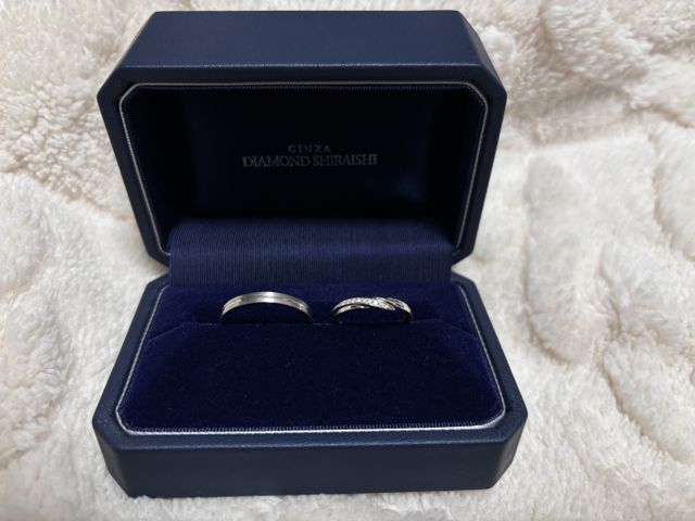 指が綺麗に見えるデザインにしました。