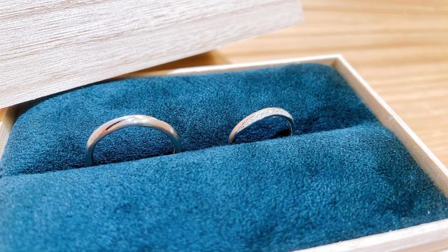 右側が縁結
左側が風結