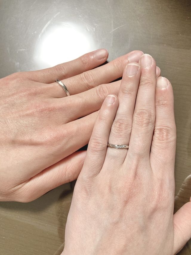 結婚指輪を着用