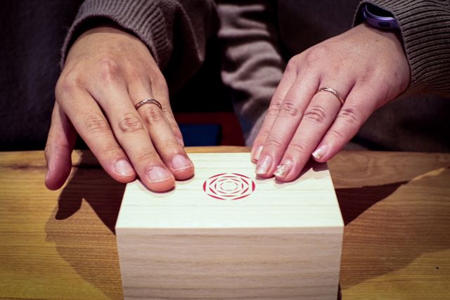 店舗で撮影頂きました