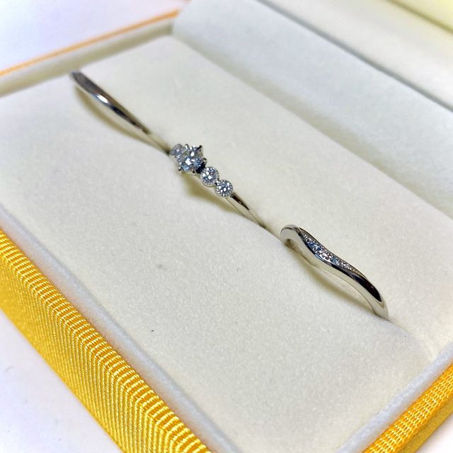 婚約指輪はフルオーダー、結婚指輪はセミオーダーをしました。